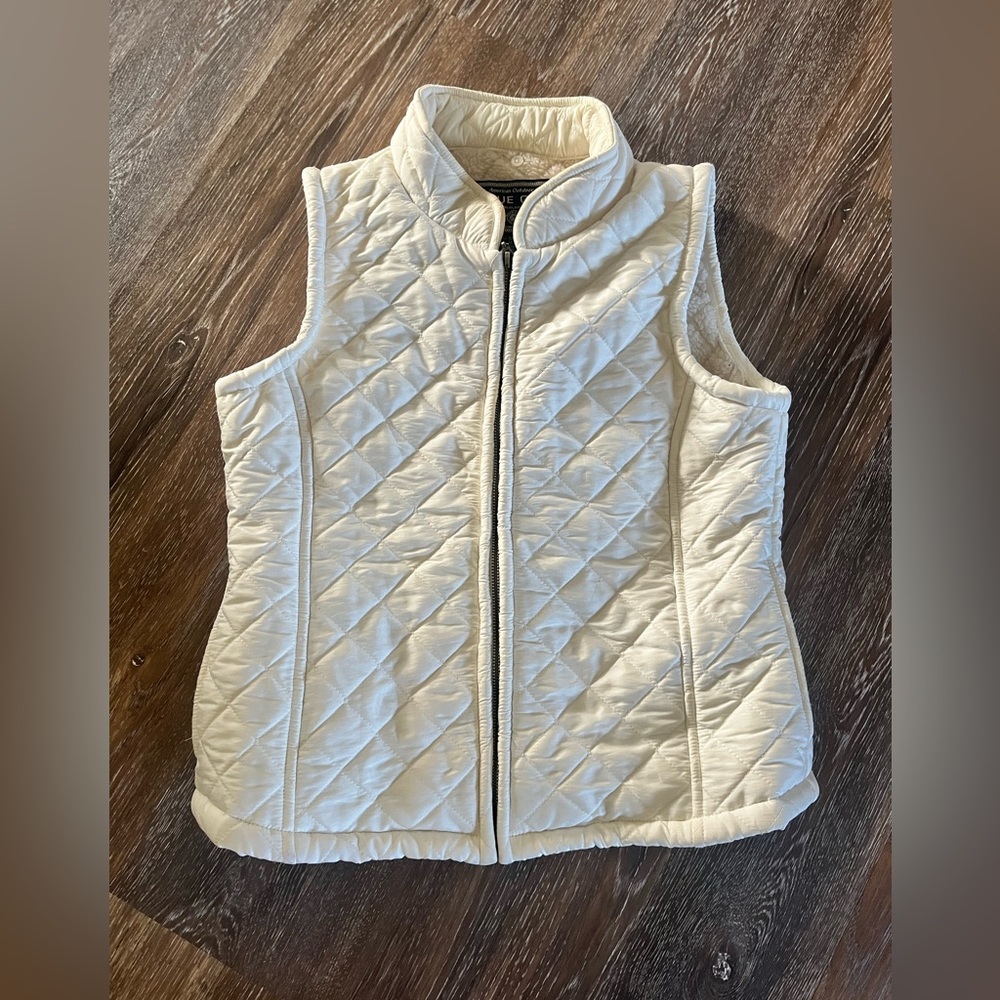 True Grit American Outdoor Co. Quilted Puffer Down Vest Women's  Small